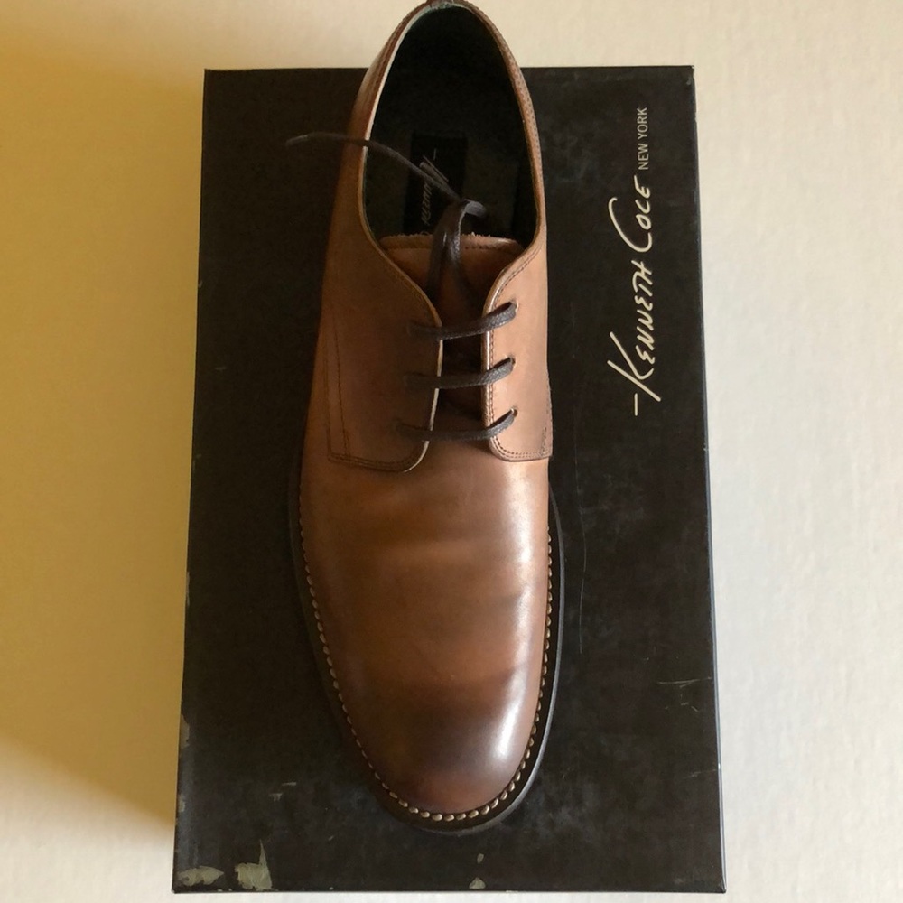 Men’s Kenneth Cole New York shoes “ PLAIN AS DAY “
